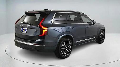 2026 Volvo XC90 B6 Plus 7-Seater