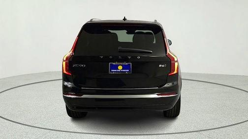 Onyx Black Metallic 2026 Volvo XC90 B6 Plus 7-Seater