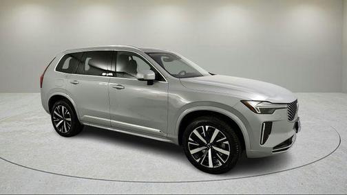 2026 Volvo XC90 B5 Core