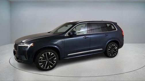 Denim Blue Metallic 2026 Volvo XC90 Plug-In Hybrid T8 Plus 7-Seater