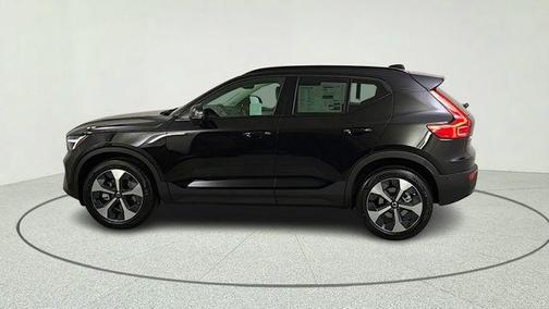 SOLD TONY 2026 Volvo XC40 B5 Plus