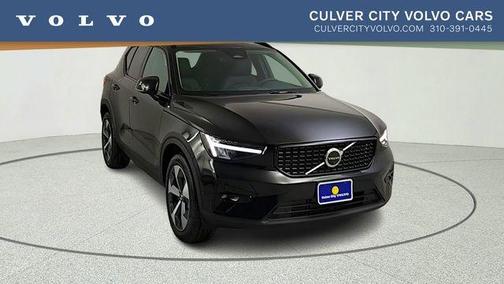 SOLD TONY 2026 Volvo XC40 B5 Plus
