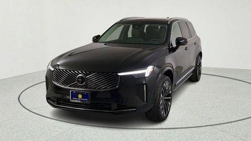 Onyx Black Metallic 2026 Volvo XC90 B5 Plus 6-Seater