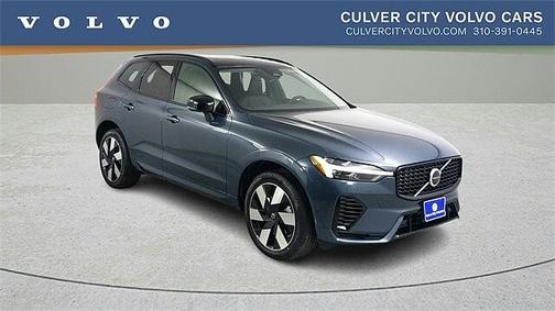 2025 Volvo XC60 Plus