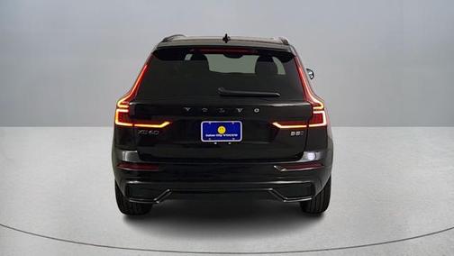 2026 Volvo XC60 B5 Core