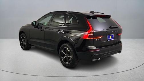 2026 Volvo XC60 B5 Core