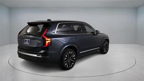 2026 Volvo XC90 B5 Plus 7-Seater