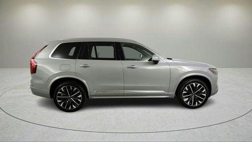 2026 Volvo XC90 Plug-In Hybrid T8 Plus 7-Seater