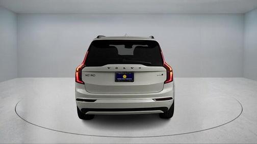 2026 Volvo XC90 B6 Ultra Dark Theme 7-Seater