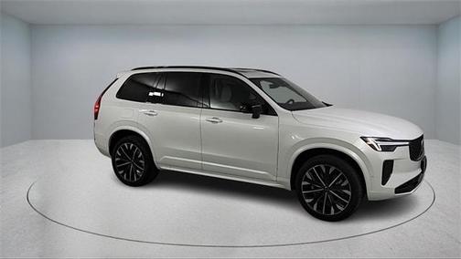 2026 Volvo XC90 B6 Ultra Dark Theme 7-Seater