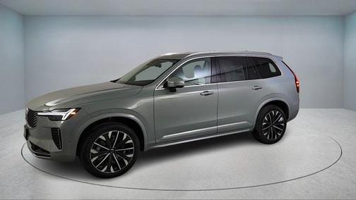 2026 Volvo XC90 B5 Plus 7-Seater