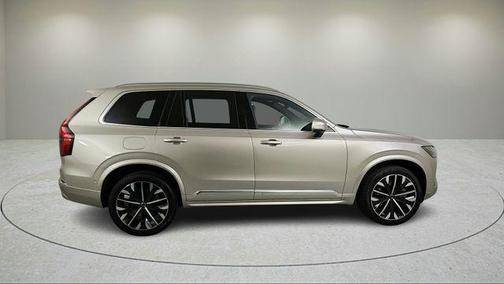 2026 Volvo XC90 Plug-In Hybrid T8 Plus 6-Seater