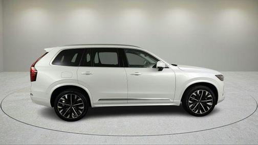 2026 Volvo XC90 B6 Ultra 7-Seater