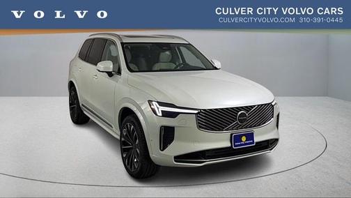 Crystal White Pearl 2026 Volvo XC90 Plug-In Hybrid T8 Ultra 7-Seater