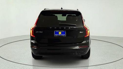 Onyx Black Metallic 2026 Volvo XC90 B6 Ultra Dark Theme 6-Seater