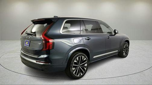 Denim Blue Metallic 2026 Volvo XC90 Plug-In Hybrid T8 Plus 7-Seater