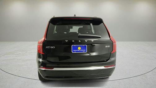 2026 Volvo XC90 B5 Core