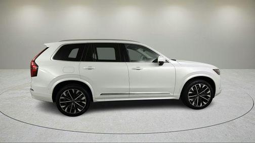 2026 Volvo XC90 B5 Plus 7-Seater