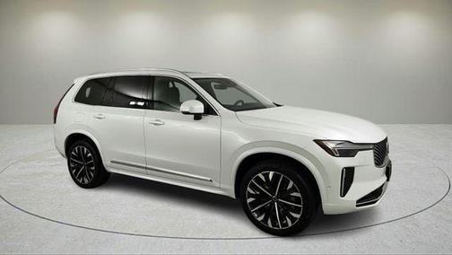 2026 Volvo XC90 B5 Plus 7-Seater