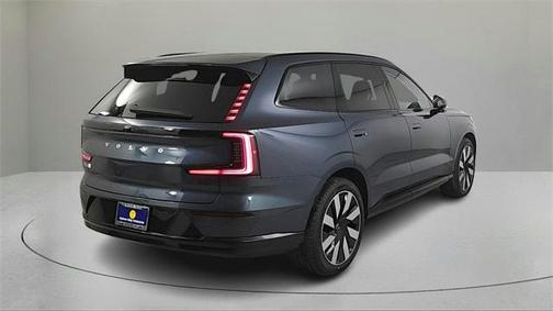 2025 Volvo EX90 Twin Motor Performance Ultra