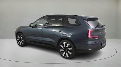 2025 Volvo EX90 Twin Motor Performance Ultra