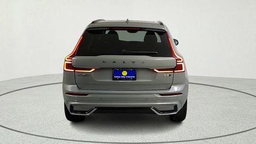 Gray Metallic 2026 Volvo XC60 B5 Plus