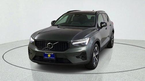 Forest Green 2026 Volvo XC40 B5 Plus
