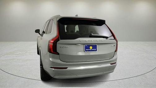 2026 Volvo XC90 B6 Ultra 7-Seater