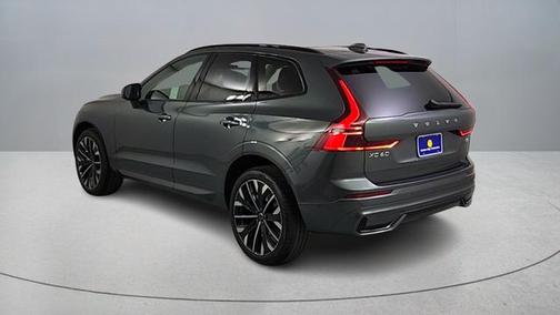 2026 Volvo XC60 B5 Ultra