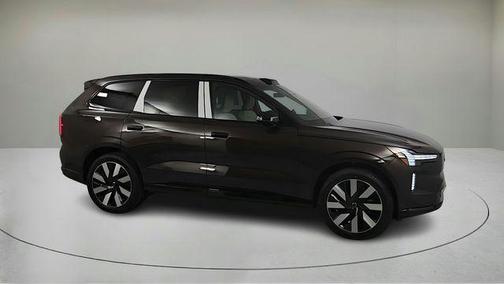 2025 Volvo EX90 Twin Motor Performance Plus 6-Seater