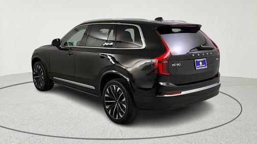 Onyx Black Metallic 2026 Volvo XC90 B6 Plus 7-Seater