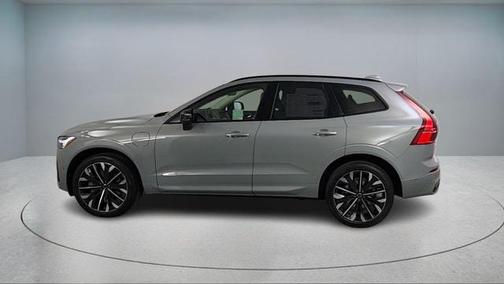 2026 Volvo XC60 Plug-In Hybrid T8 Ultra