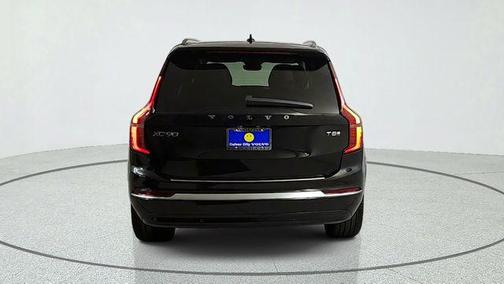 Onyx Black Metallic 2026 Volvo XC90 Plug-In Hybrid T8 Plus 7-Seater