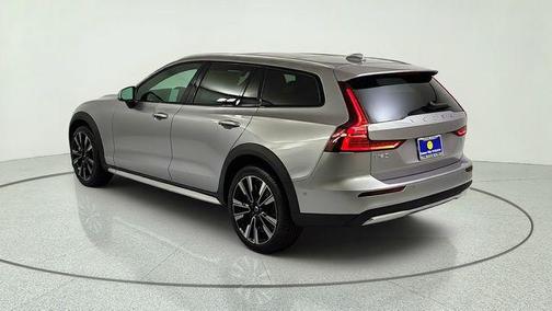 Aurora Blue 2026 Volvo V60 Cross Country B5 Ultra
