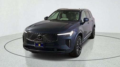 Denim Blue Metallic 2026 Volvo XC90 Plug-In Hybrid T8 Ultra 7-Seater