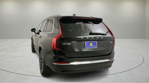2026 Volvo XC90 Plug-In Hybrid T8 Plus 6-Seater
