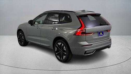 2026 Volvo XC60 Plug-In Hybrid T8 Plus