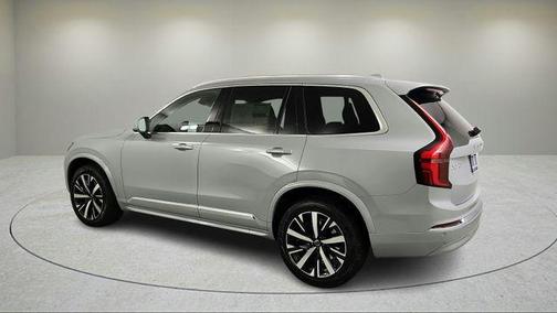 2026 Volvo XC90 B5 Core
