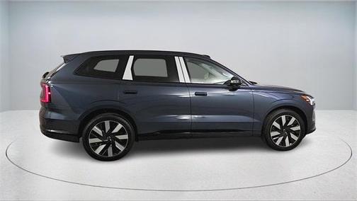 2025 Volvo EX90 Twin Motor Plus