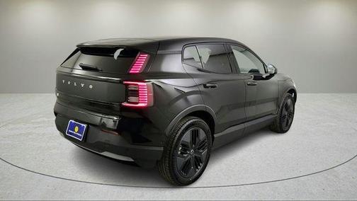 2026 Volvo EX30 TWIN MOTOR CROSS COUNTRY ULTRA