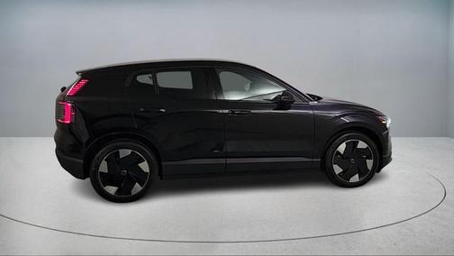 Onyx Black Metallic 2026 Volvo EX30 Twin Motor Ultra