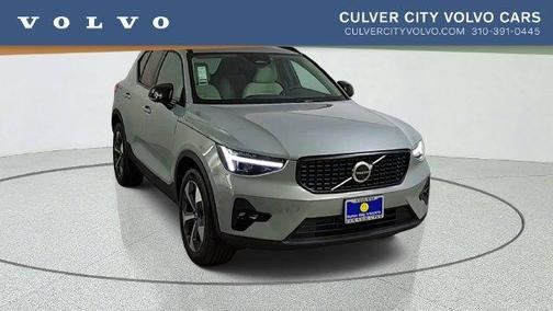Gray Metallic 2026 Volvo XC40 B5 Plus