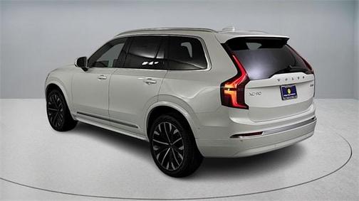 2026 Volvo XC90 B6 Ultra 7-Seater
