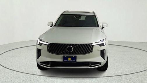 Crystal White Pearl 2026 Volvo XC90 Plug-In Hybrid T8 Plus 7-Seater