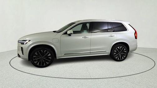 Crystal White Pearl 2026 Volvo XC90 Plug-In Hybrid T8 Plus 7-Seater