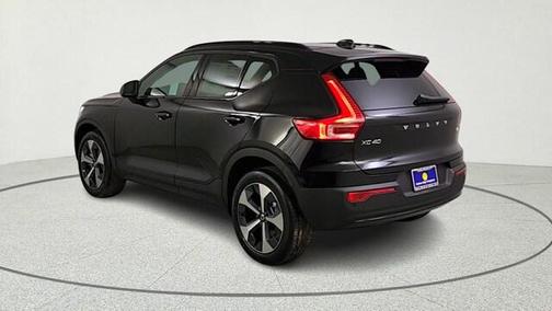 Onyx Black 2026 Volvo XC40 B5 Plus
