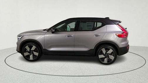 2026 Volvo EX40 Twin Motor Plus