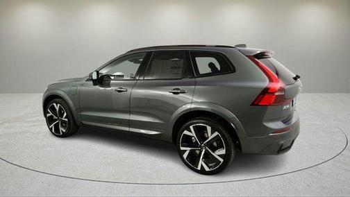 2026 Volvo XC60 Plug-In Hybrid T8 Ultra