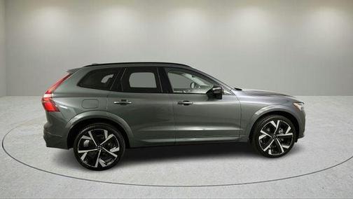 2026 Volvo XC60 Plug-In Hybrid T8 Ultra