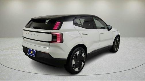 Crystal White 2026 Volvo EX30 Twin Motor Plus